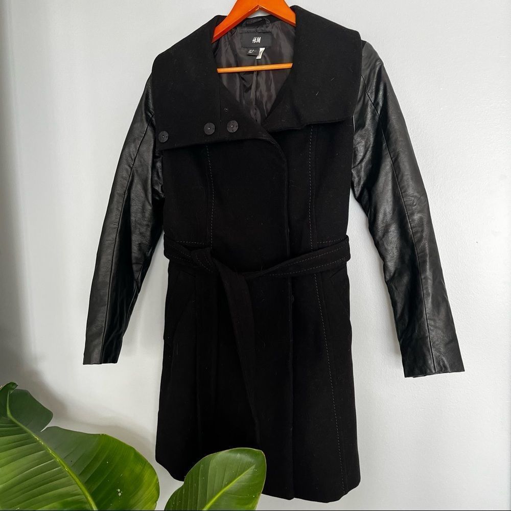 Beautiful faux leather and faux suede long jacket.